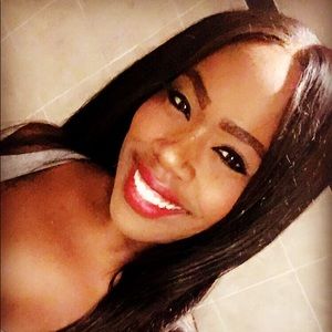 Meet your Posher, Jillian